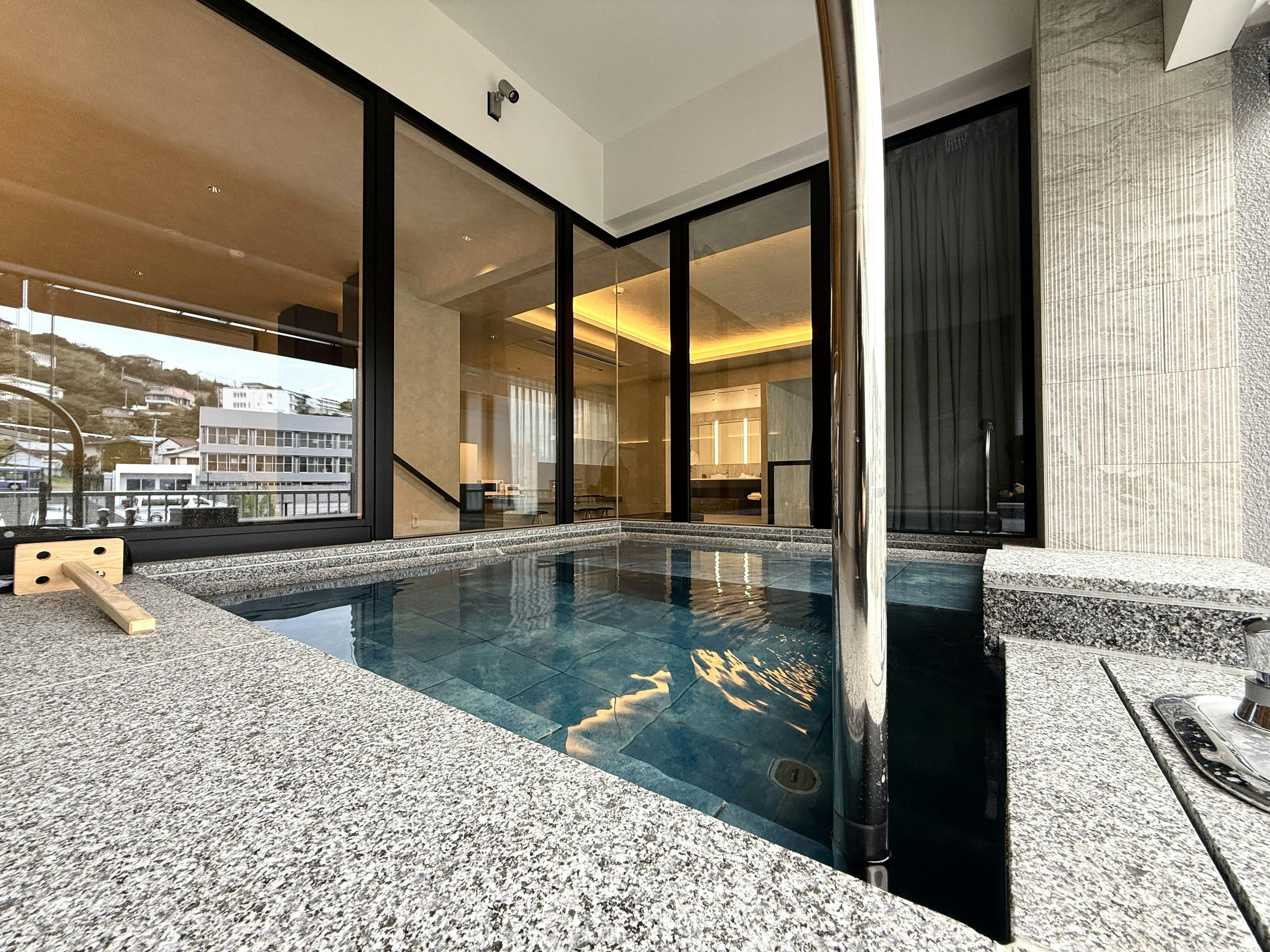 DOG HOTEL SHIRAHAMA/ドッグホテル白浜