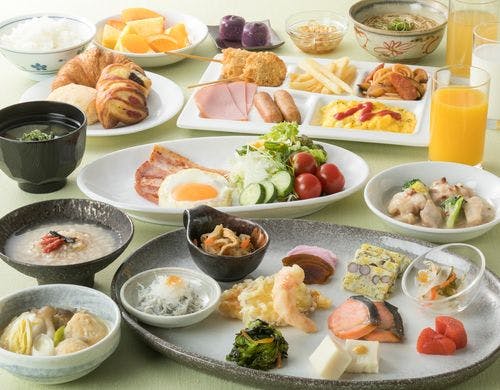 ＜朝食バイキング＞イメージです。