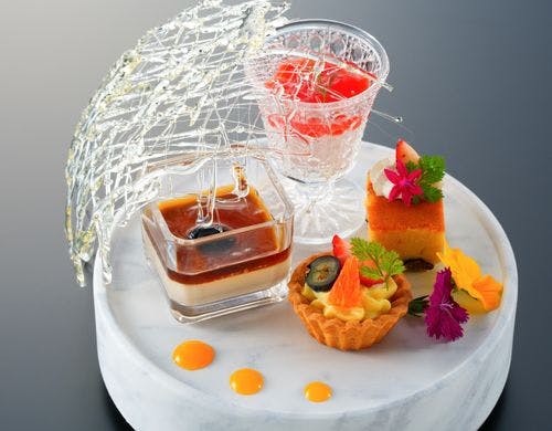 ＜夕食＞バイキング　盛り付け一例