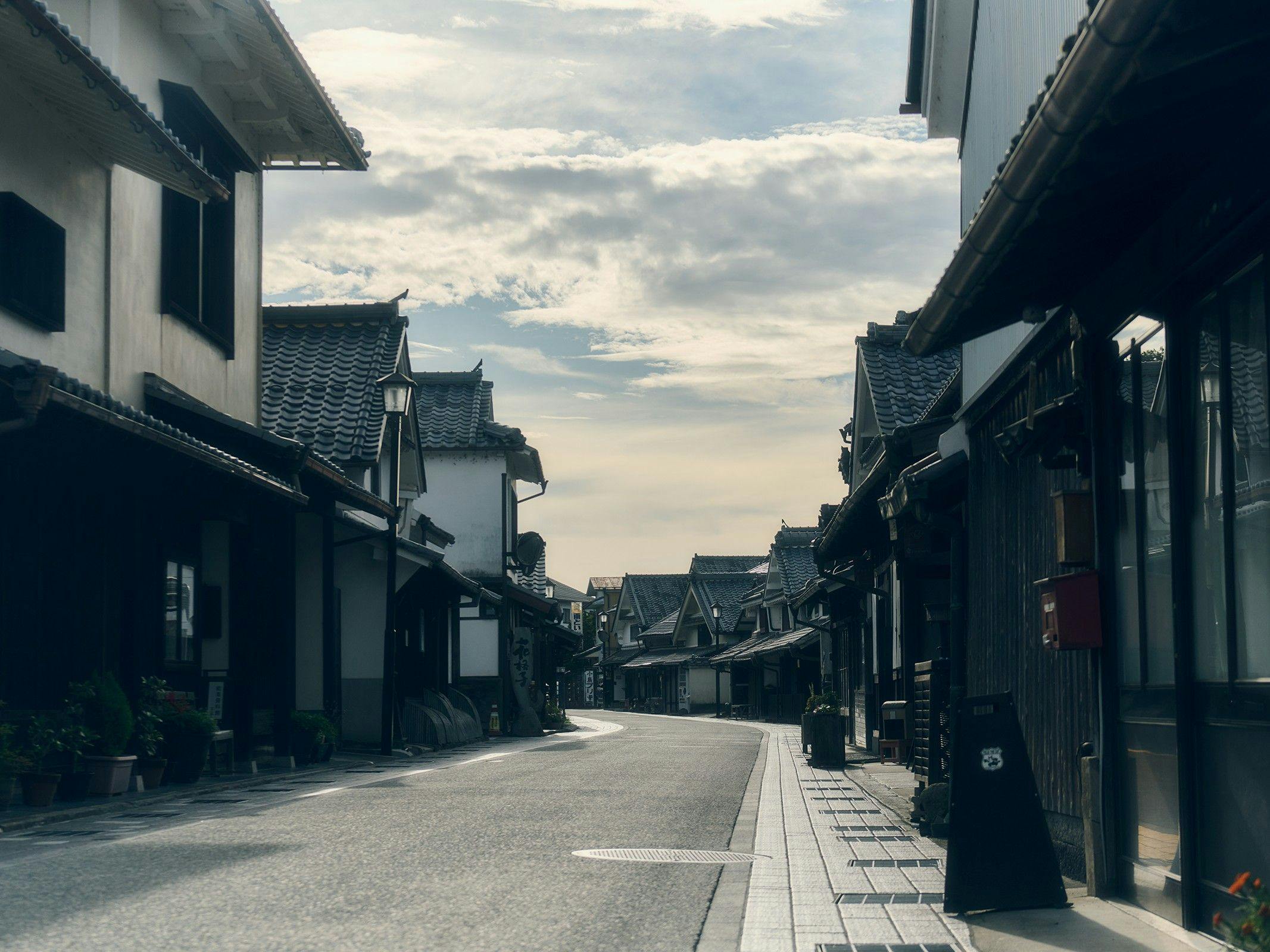 【Jelajah Sekitar】Kira-kira 2 minit berjalan kaki ke bandar istana