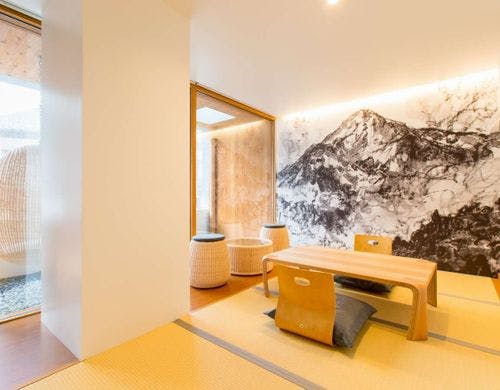 別館UTSUROI｜エッグチェア