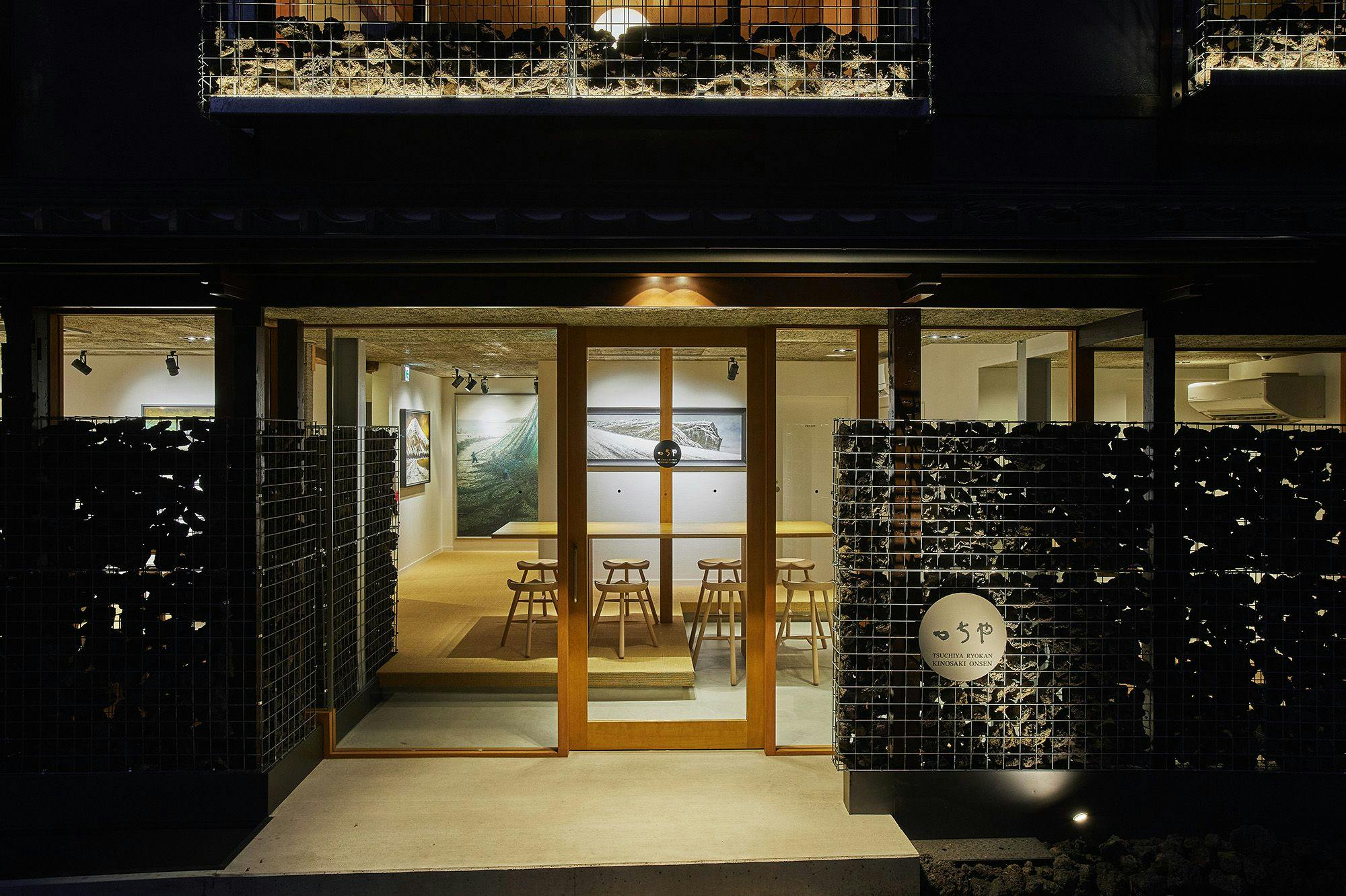 อาคารหลักสึจิยะ｜ทางเข้า