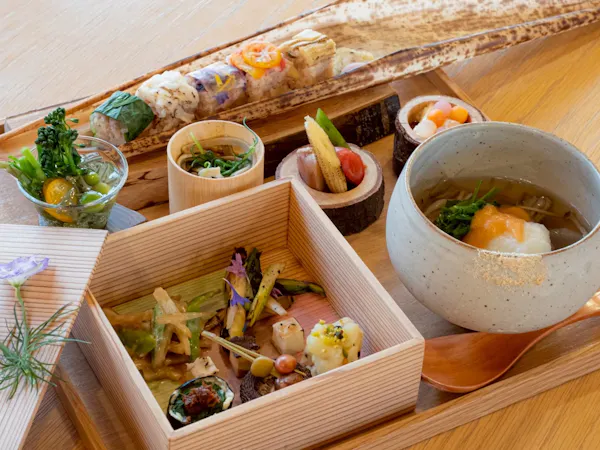 淡路島厳選レストランご案内×はたけの朝食・農体験付きプラン(夕朝食付)