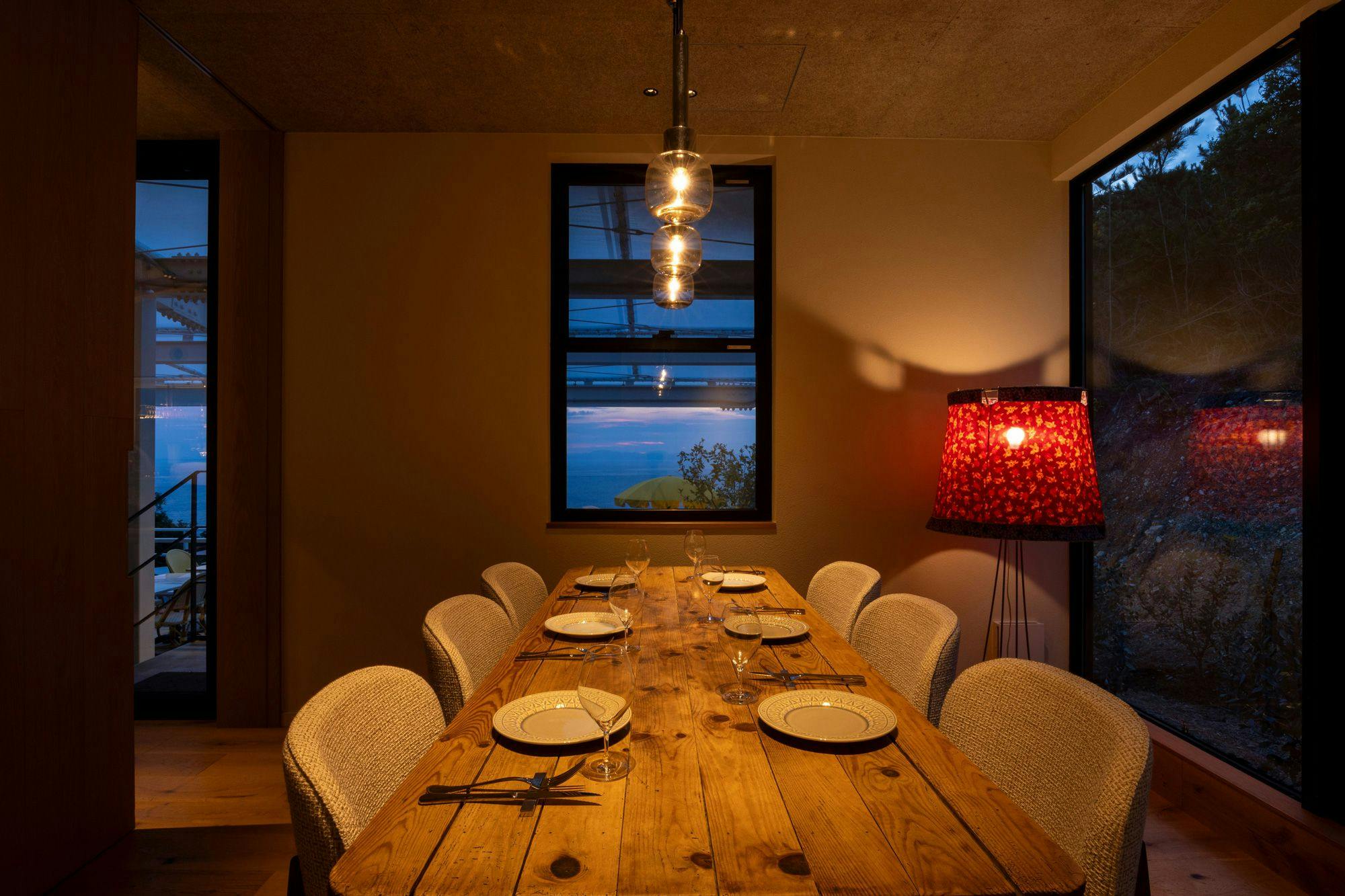 amarancia cottage hugging nature house
