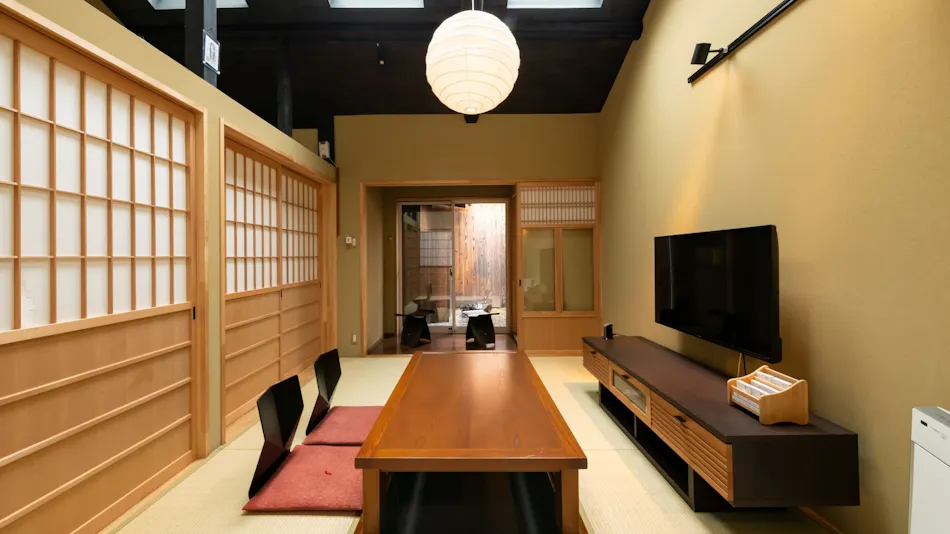 Ikken Machiya Satoi Omiya Gojo Tessen (TESSEN)