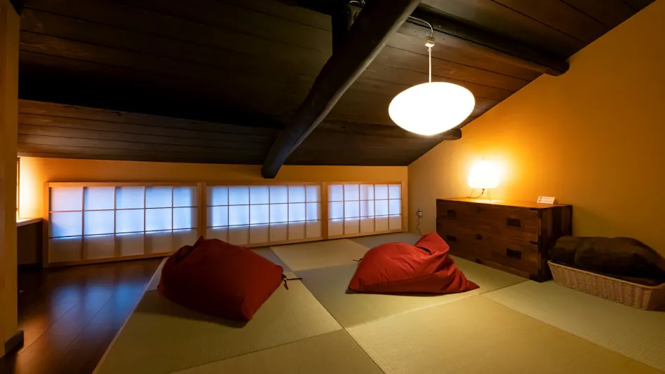 Ikken Machiya Satoi Omiya Gojo Tessen (TESSEN)
