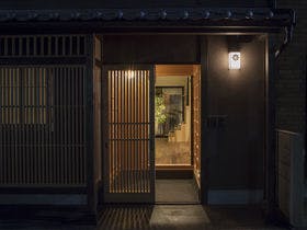 綵 - あやぎぬ 〈一棟貸し町家〉