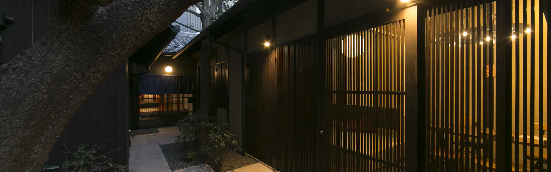 京一軒町家 さと居 大宮五条 青柿(SEISHI)