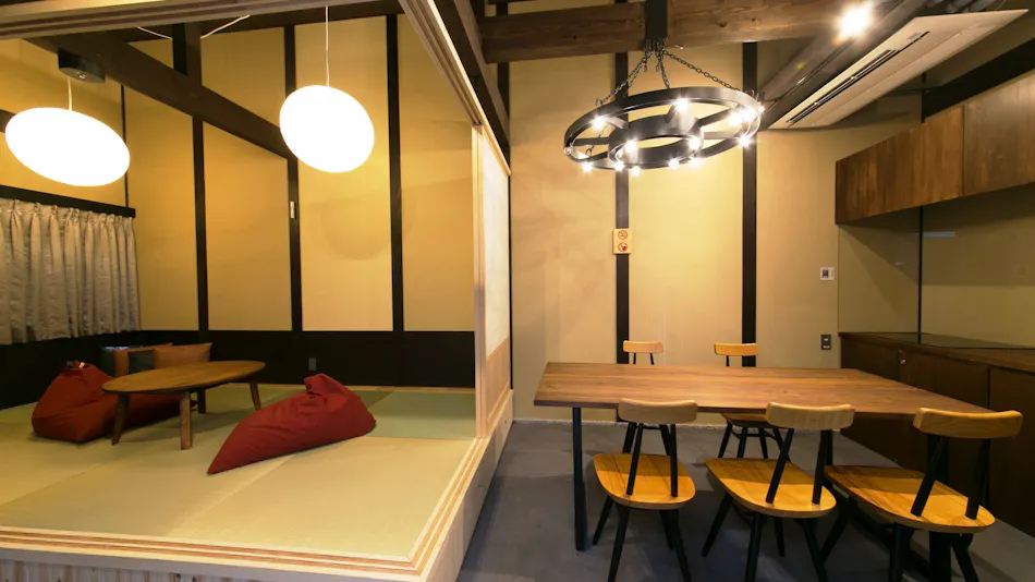 Traditional Townhouse Satoi Omiya Gojo Seishi (Blue Persimmon)