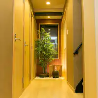 ホスタ東寺 燦_廊下