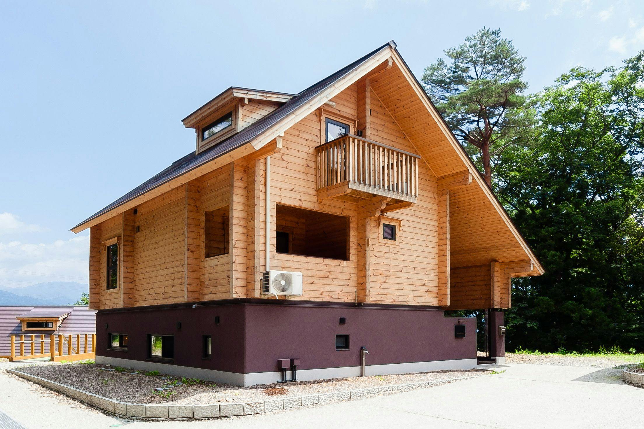 Wadano Woods Log Chalets （ワダノウッズ）By  白馬ホスピタリティグループ