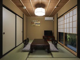 鈴　祇園八坂前