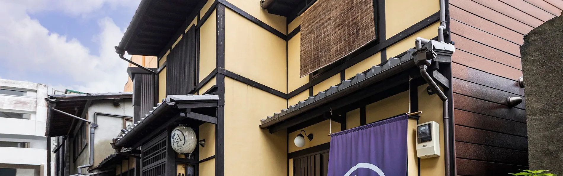 鈴 祇園八坂前