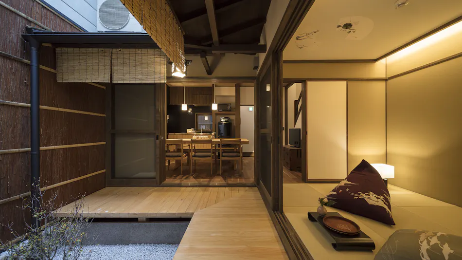 Tenshi Tsukinuke Fujinoma <Whole Townhouse Rental>