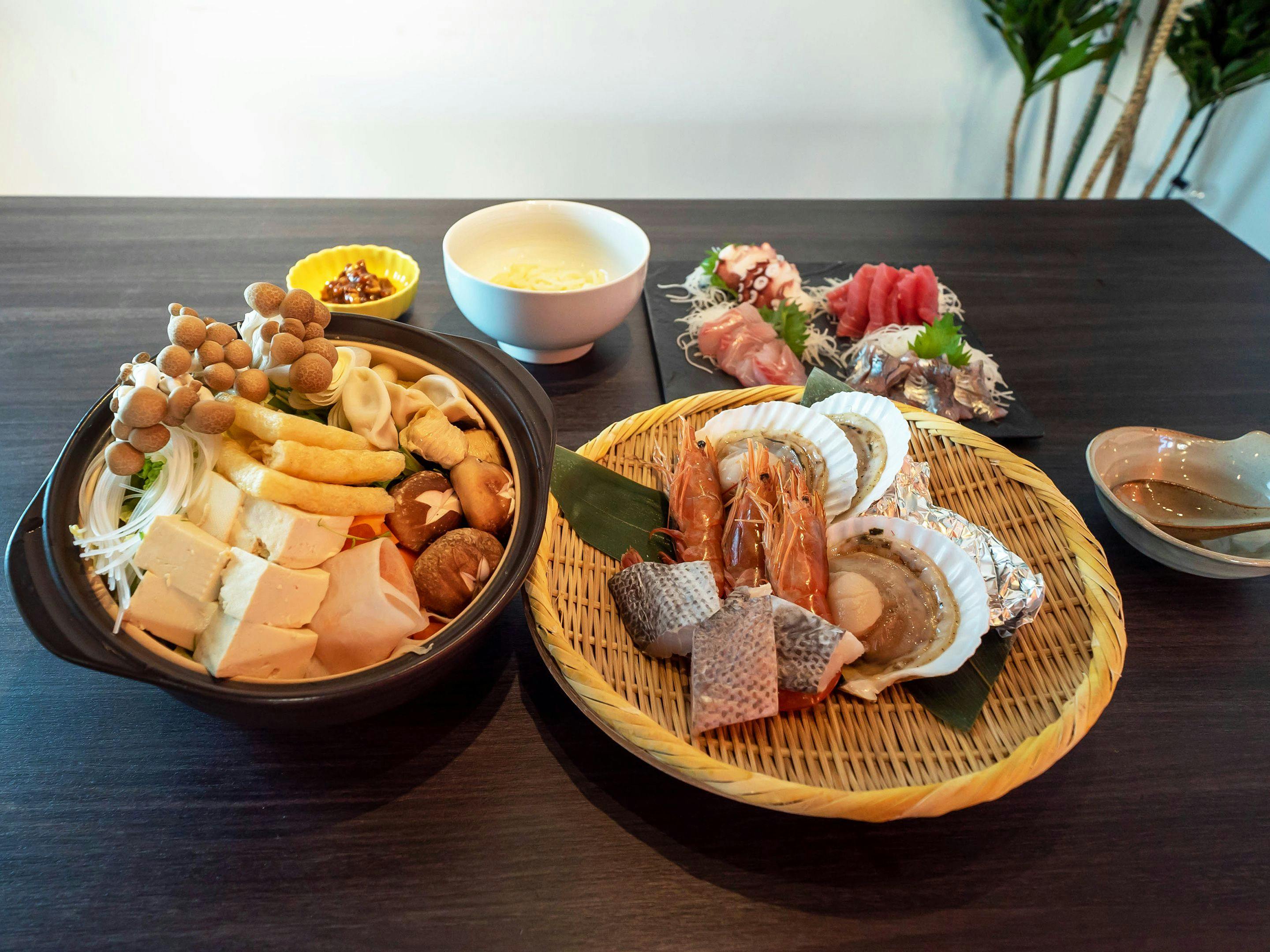 夕食：お鍋（魚介コース）