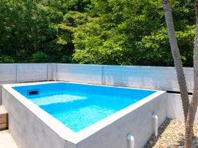 ＭＯＯＮ　ＪＥＬＬＹ　ＡＷＡＪＩ　ＲＥＳＯＲＴ