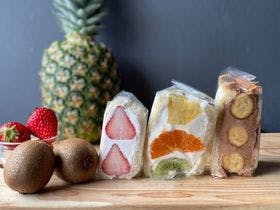 ＭＯＯＮ　ＪＥＬＬＹ　ＡＷＡＪＩ　ＲＥＳＯＲＴ