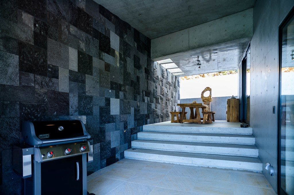 LECEB SESOKO VILLA ヒルズ