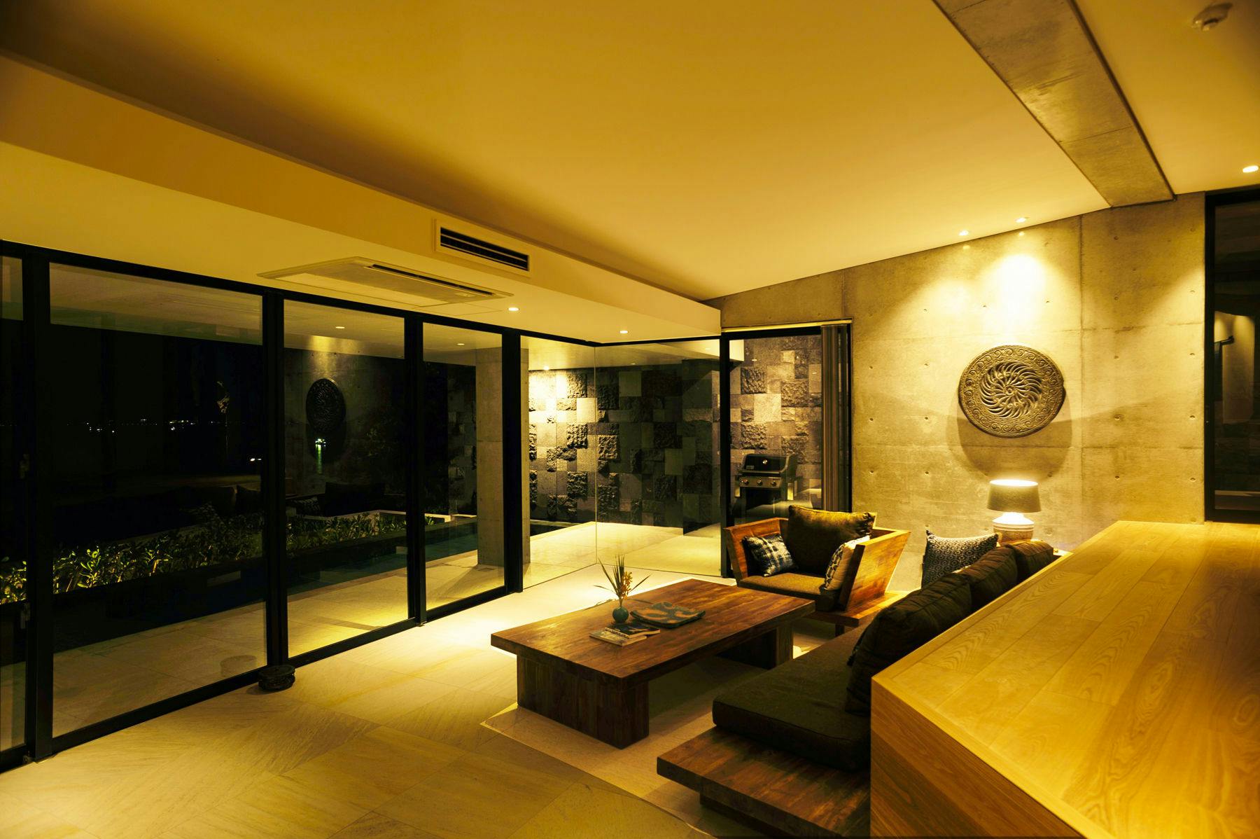 LECEB SESOKO VILLA ヒルズ