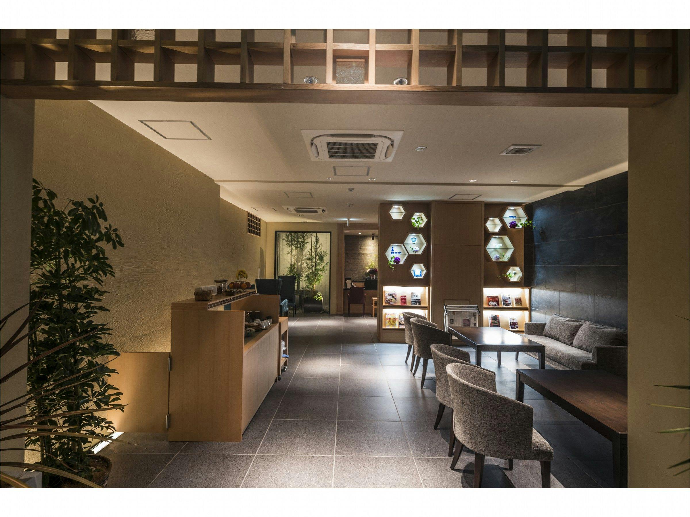 京都 新町六角ホテル grandereverie