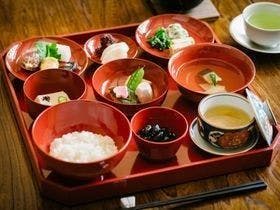 朝食付き