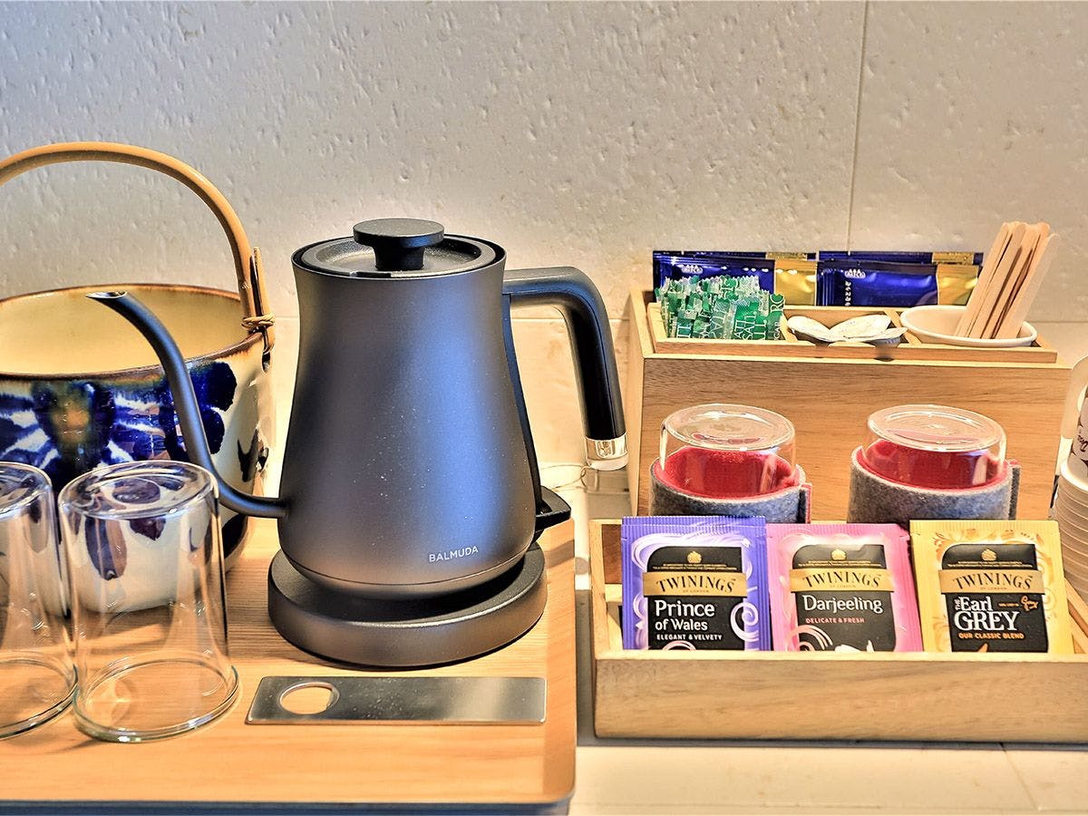 มีบริการกาแฟและชาอย่างครบครัน