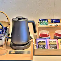 มีบริการกาแฟและชาอย่างครบครัน