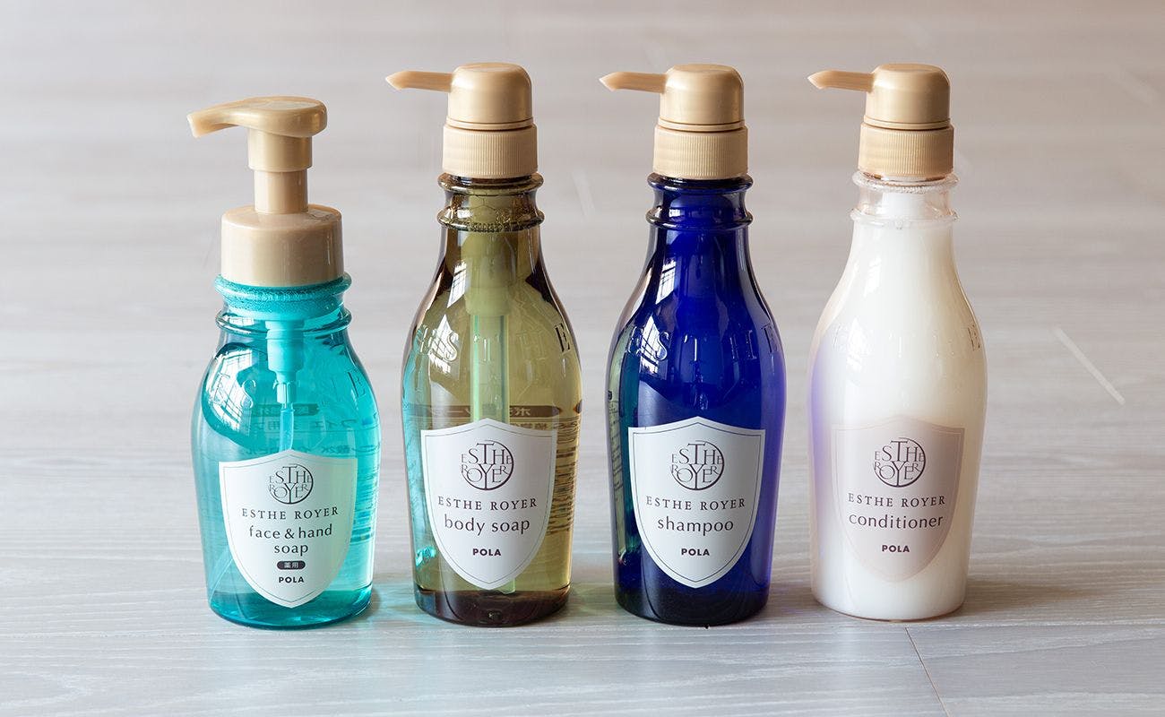 Perlengkapan: Sampo, dll.