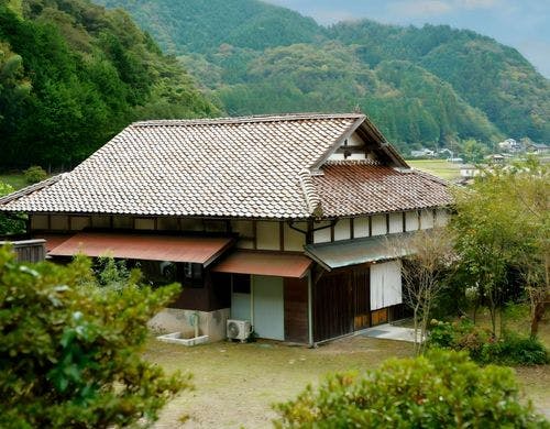 日貫一日：外観