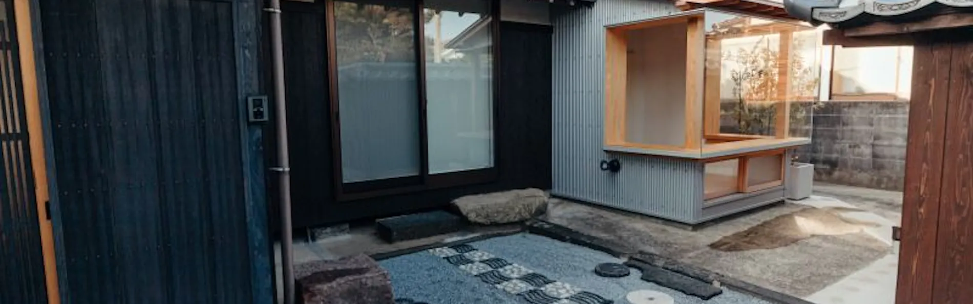 萩の一棟貸し 今魚店の家