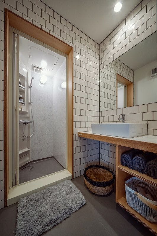 ชั้น 1 ห้องอาบน้ำฝักบัว 1