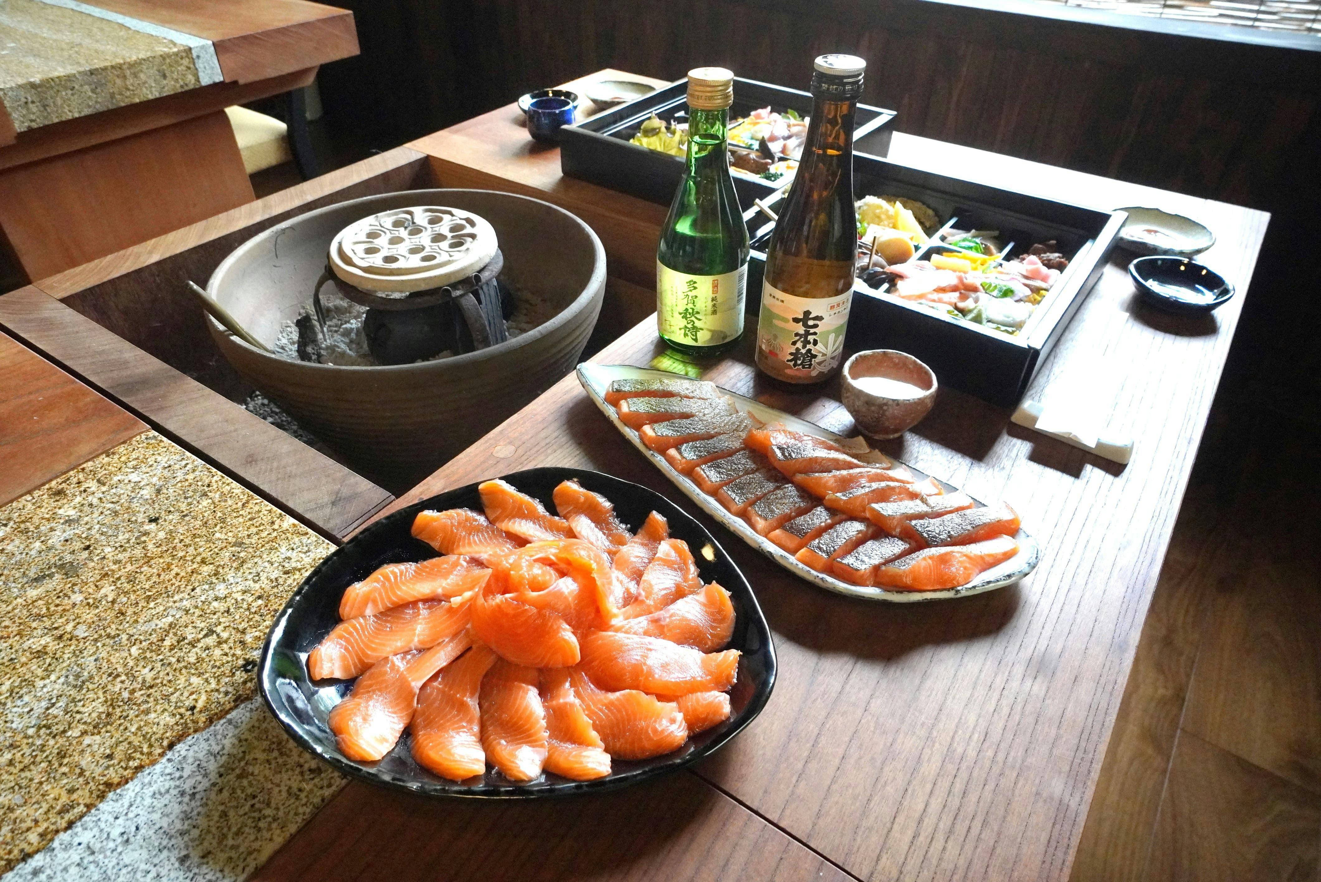 【夕食付プラン】琵琶湖の宝石「ビワマス」のお刺身盛と花弁当の2食付きプラン