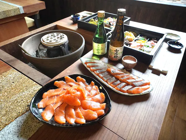 【夕食付プラン】琵琶湖の宝石「ビワマス」のお刺身盛と花弁当の2食付きプラン