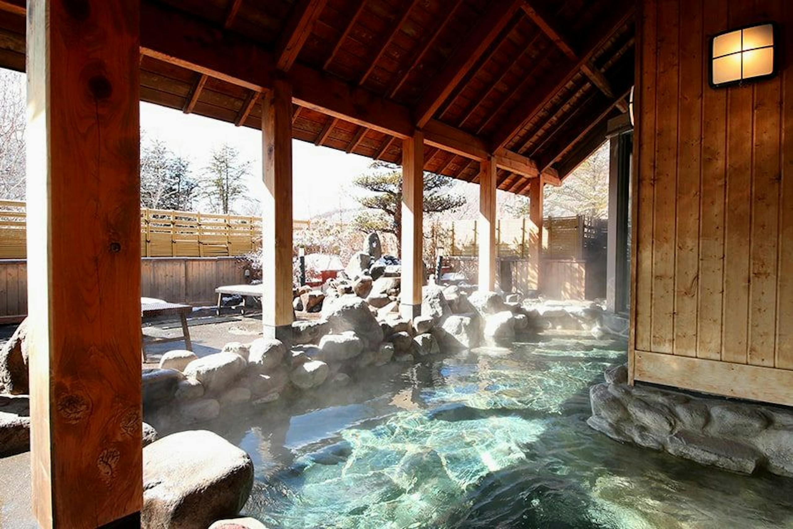 スパ施設「スパリゾート鹿山の湯」