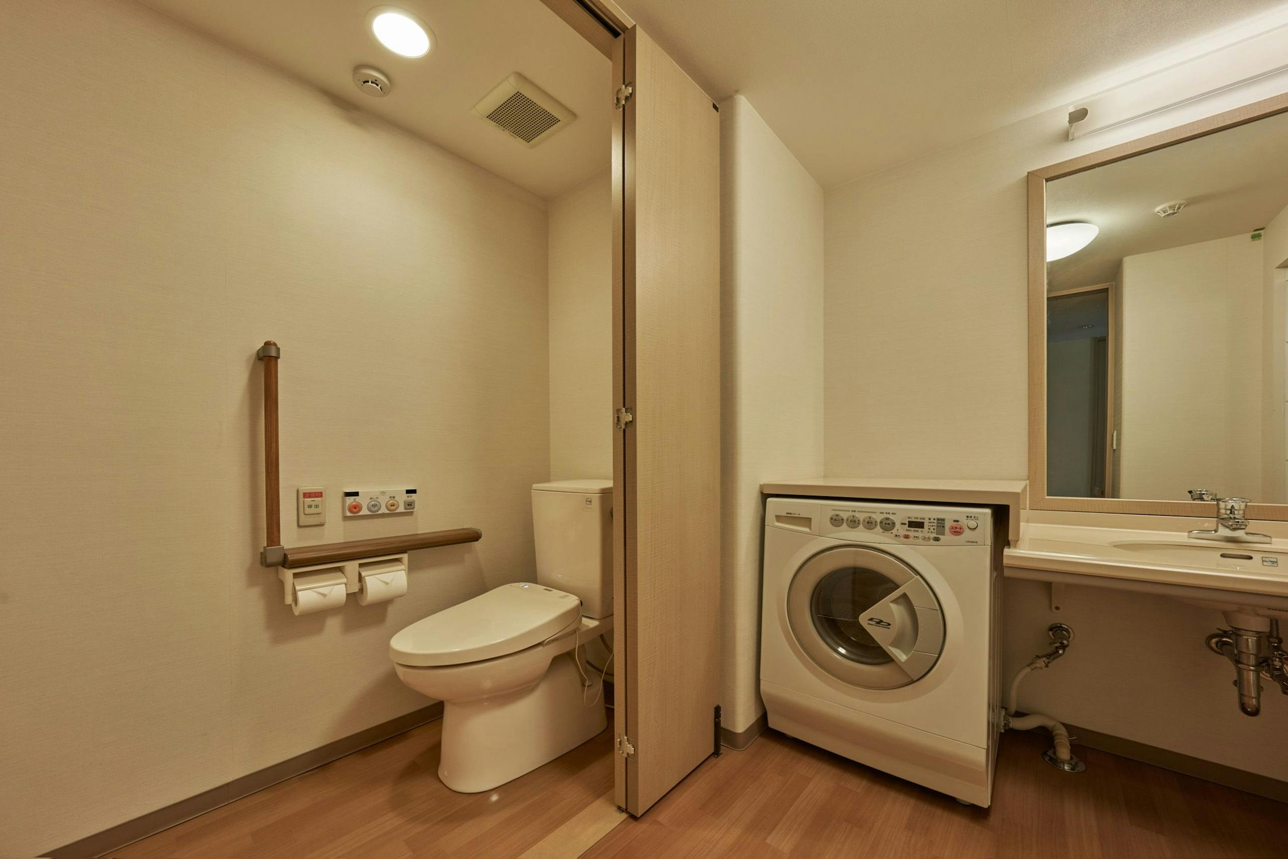 【東急バケーションズ蓼科】ユニバーサルルーム(最大6名・70平米)トイレ
