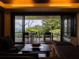 【沖縄県古宇利島の貸し別荘・コテージ・ヴィラ・コンドミニアム】Kouri beach side Villa “YUMANDI”