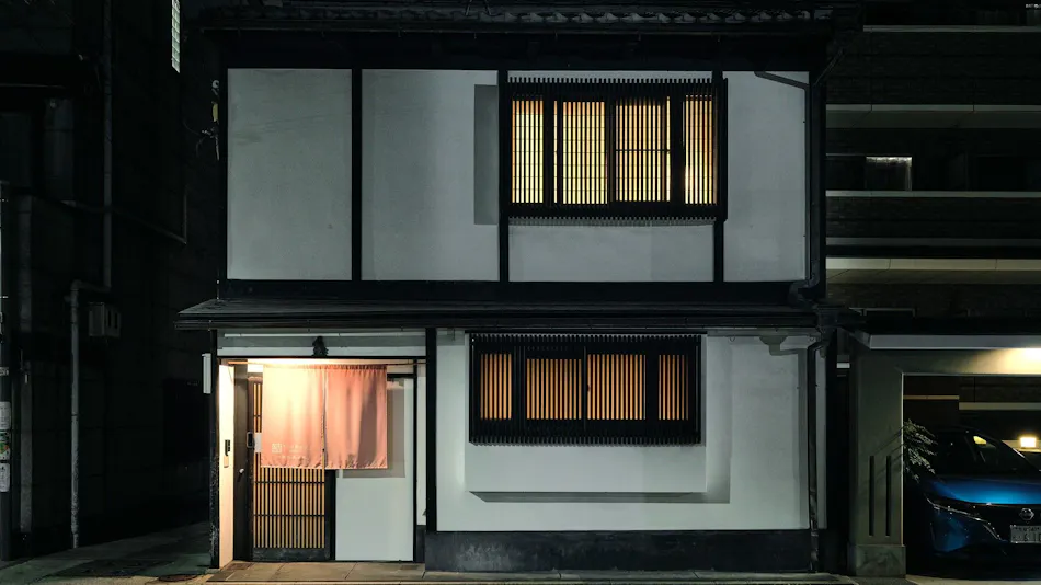 Tsumugi Nishinotoin Hanayacho