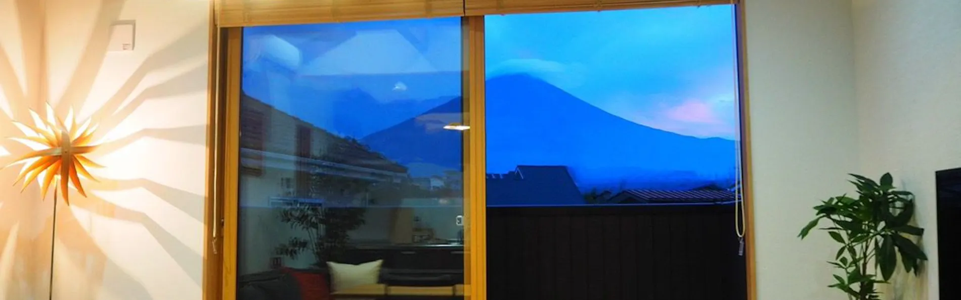 富士暁月 空