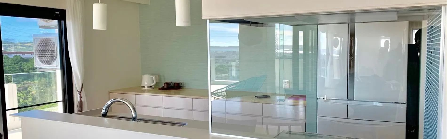 CONDOMINIUM 紅-BIN-