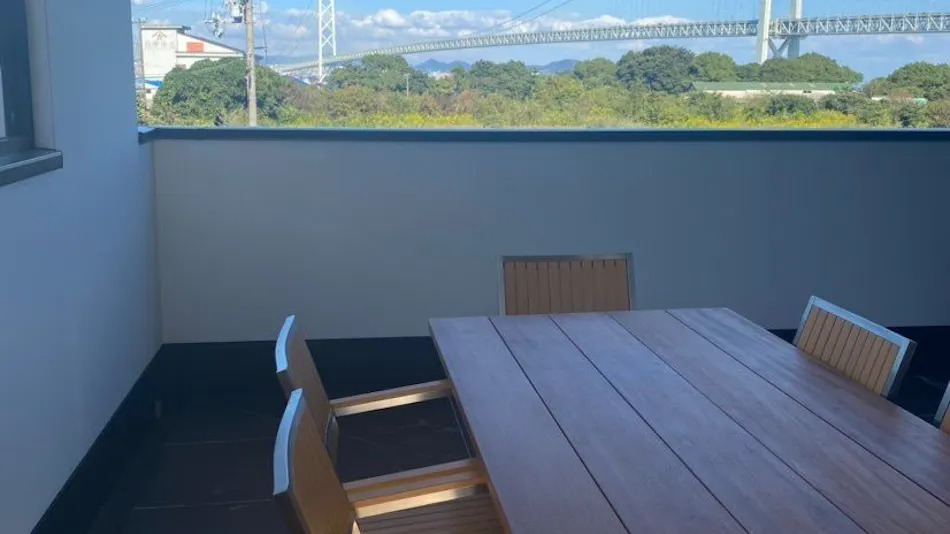 BRIDGE Coastal Villa