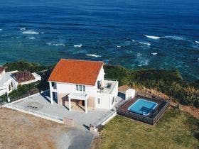 【沖縄県本部の貸し別荘・コテージ・ヴィラ・コンドミニアム】VILLA LUXE