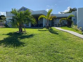 【沖縄県本部の高級貸し別荘・コテージ・ヴィラ・コンドミニアム】GREENHOUSE OKINAWA