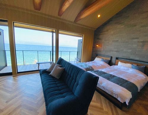 海に浮かんでいるかのような感覚