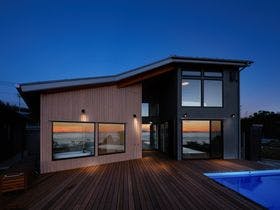 ＶＩＬＬＡ　ＵＲＡＲＡ　ＴＨＥ　ＣＯＡＳＴ