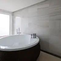 จากุซซี่