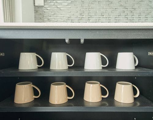 キッチン備品：マグカップ