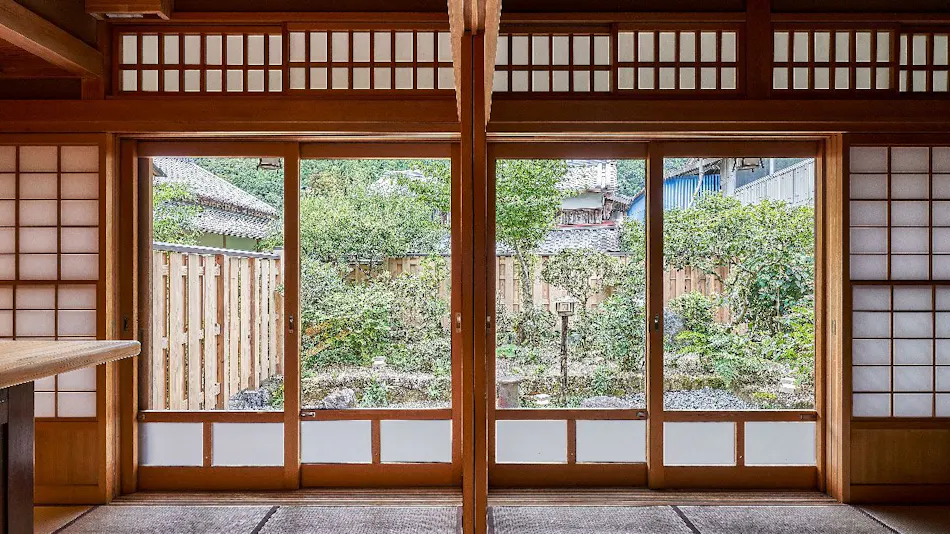 Kogei no Yado Waraku