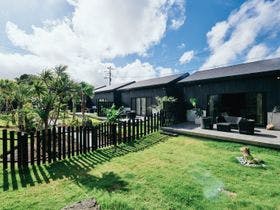 ＬＡＶＡ　ＳＡＵＮＡ　＆　ＶＩＬＬＡ