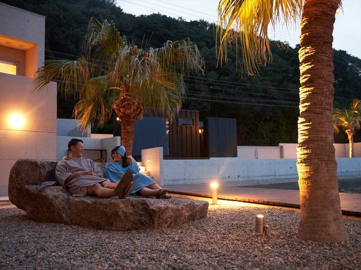 Lentement suite-villa AWAJI