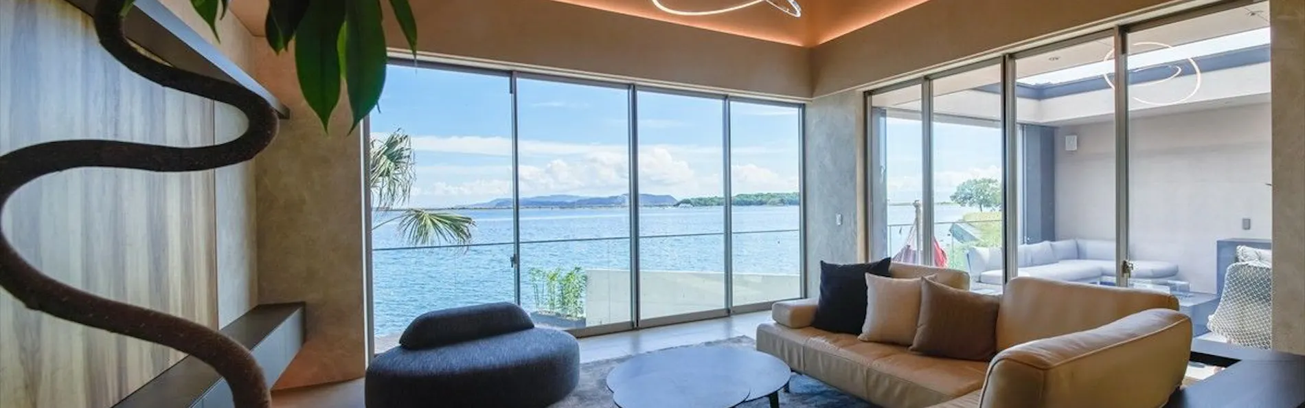 Lentement suite-villa AWAJI